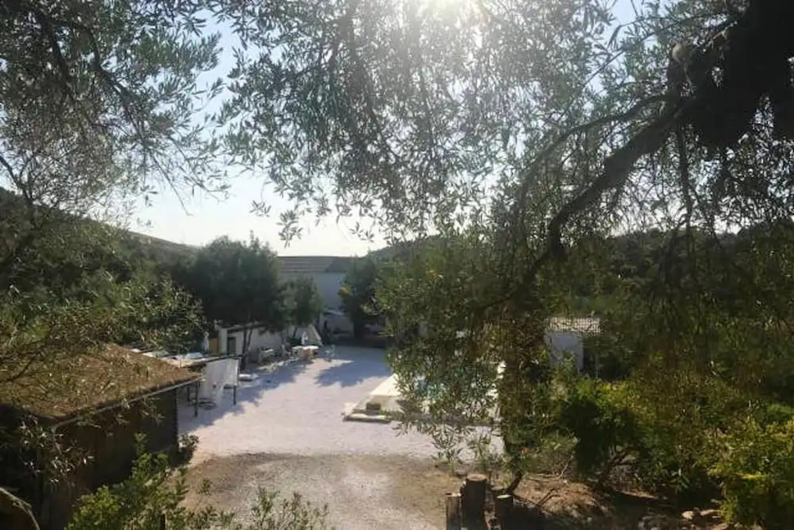 Bungalow With one Bedroom in Madrigueras, With Private Pool, Enclosed Garden and Wifi