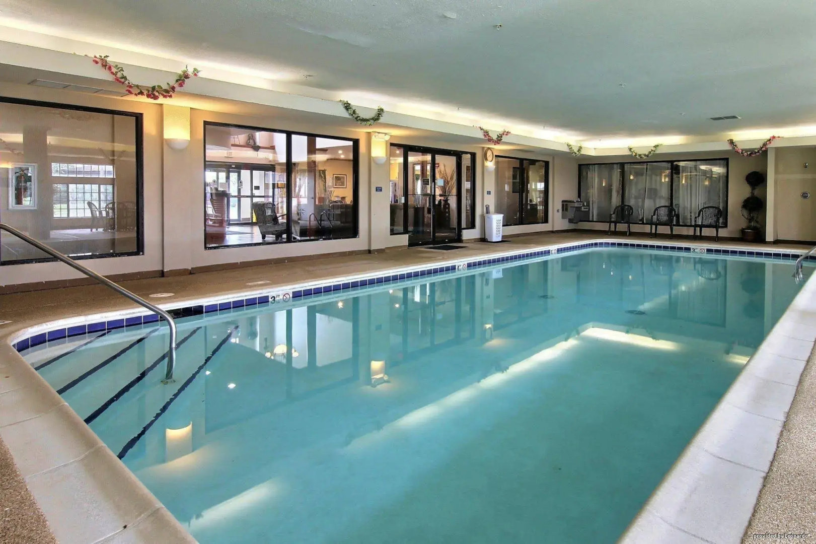 Best Western Inn & Suites Merrillville