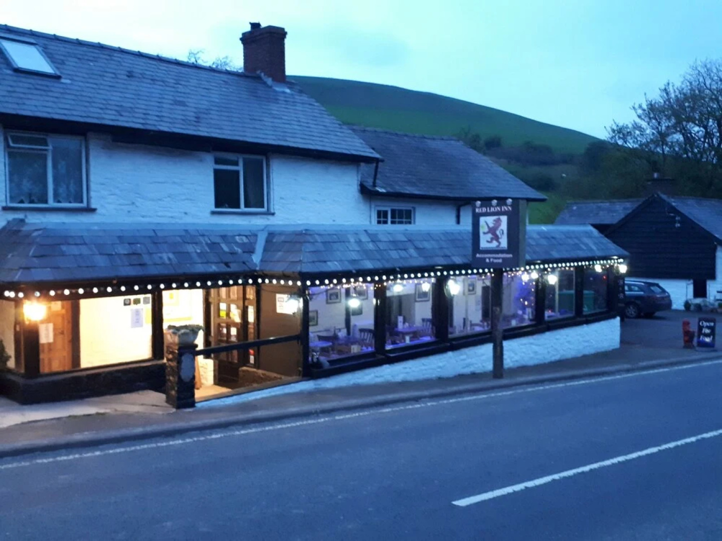 The Red Lion Country Inn