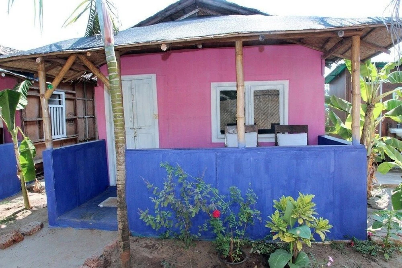 Sea Bird Beach Cafe & Cottages