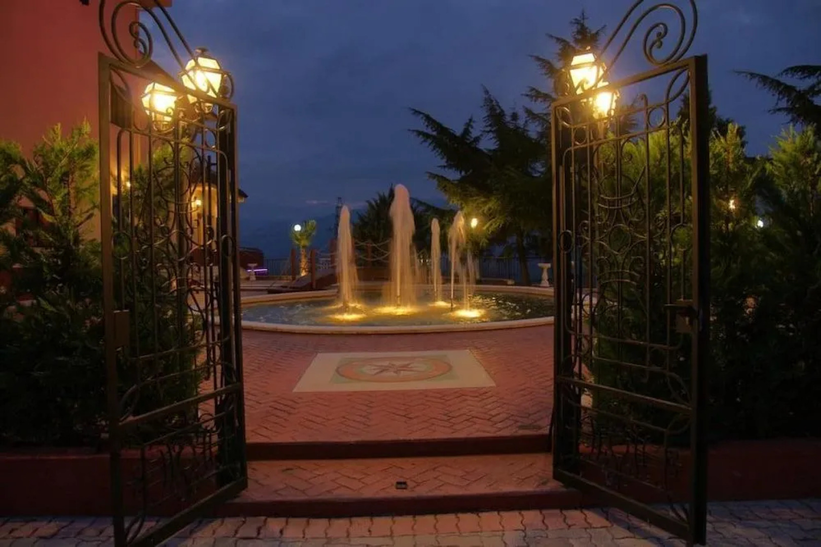 Kristall Palace Hotel