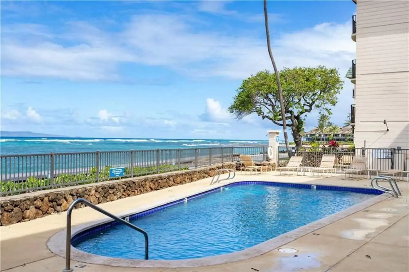 Kahana Reef by Maui Condo & Home