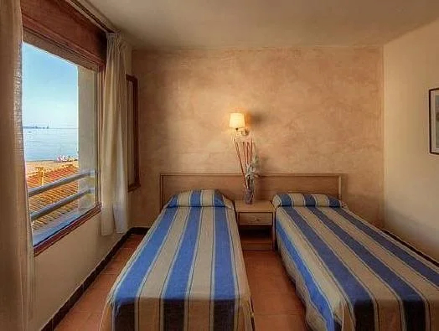 Hostal Restaurante Es Bas