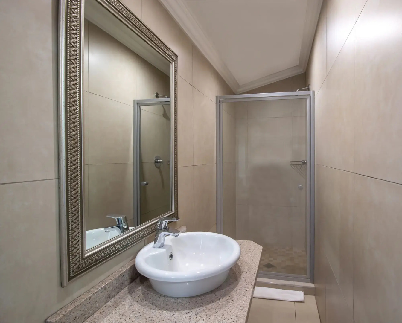 Sunward Park Guest House & Conference Centre