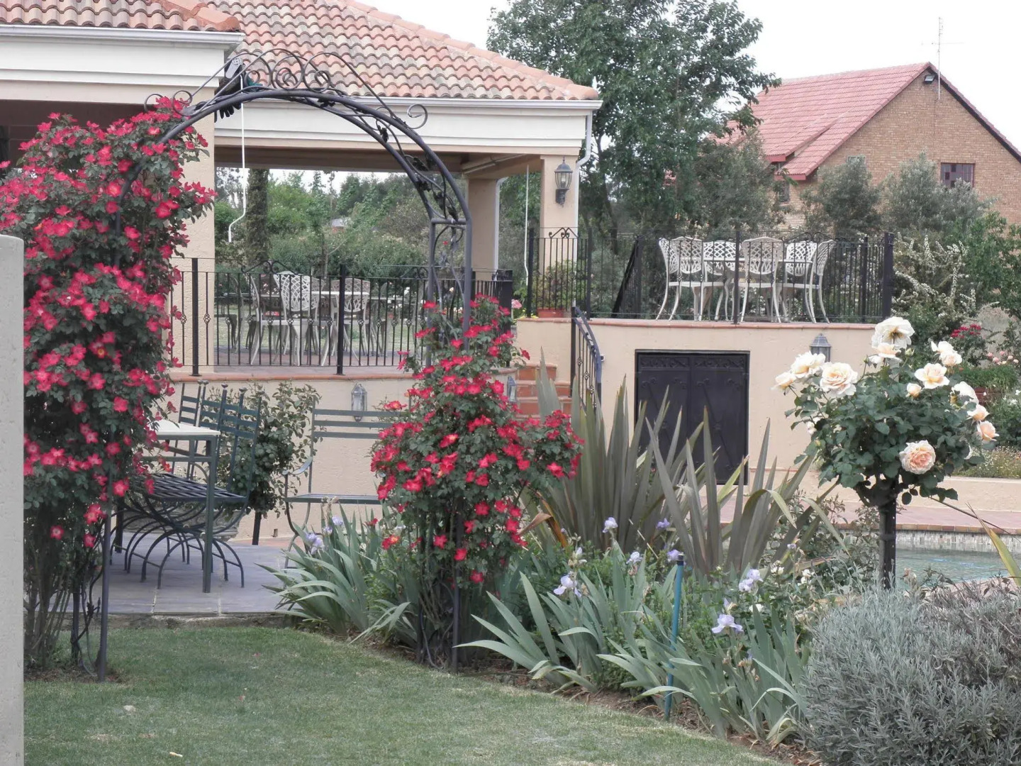 Amber Rose Country Estate