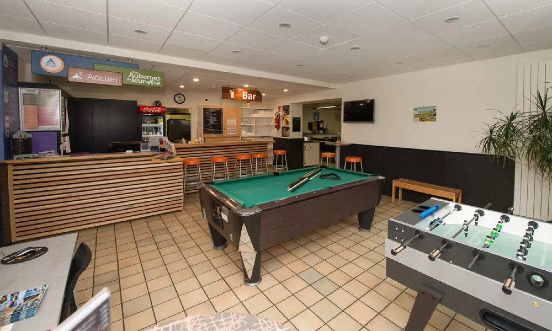 Auberge de Jeunesse de La Roche-Champlon