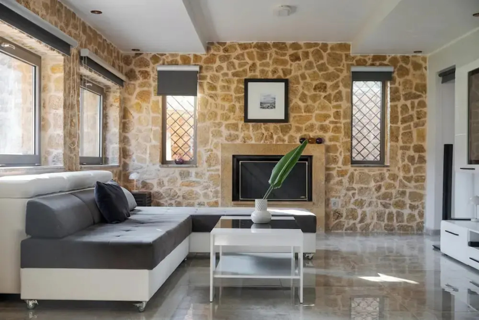 Aeolia Villa Athenian Riviera