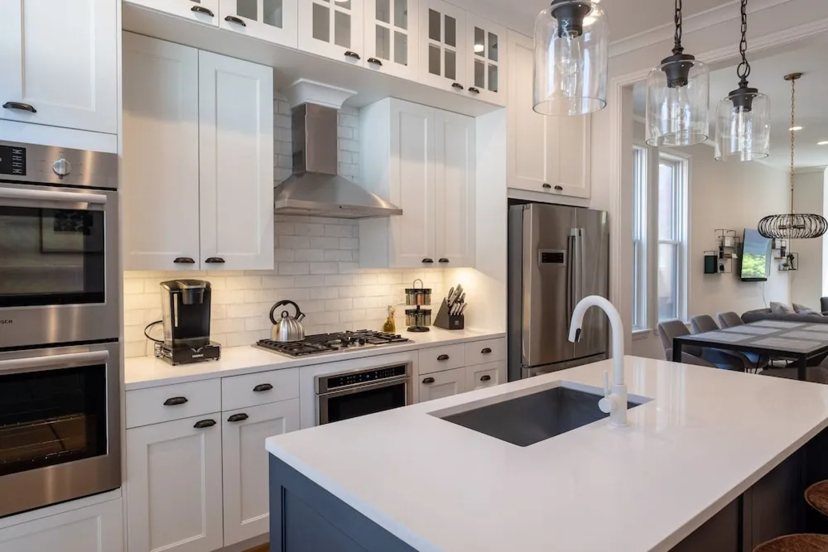 Capitol Hill - Four Bedroom TownHouse