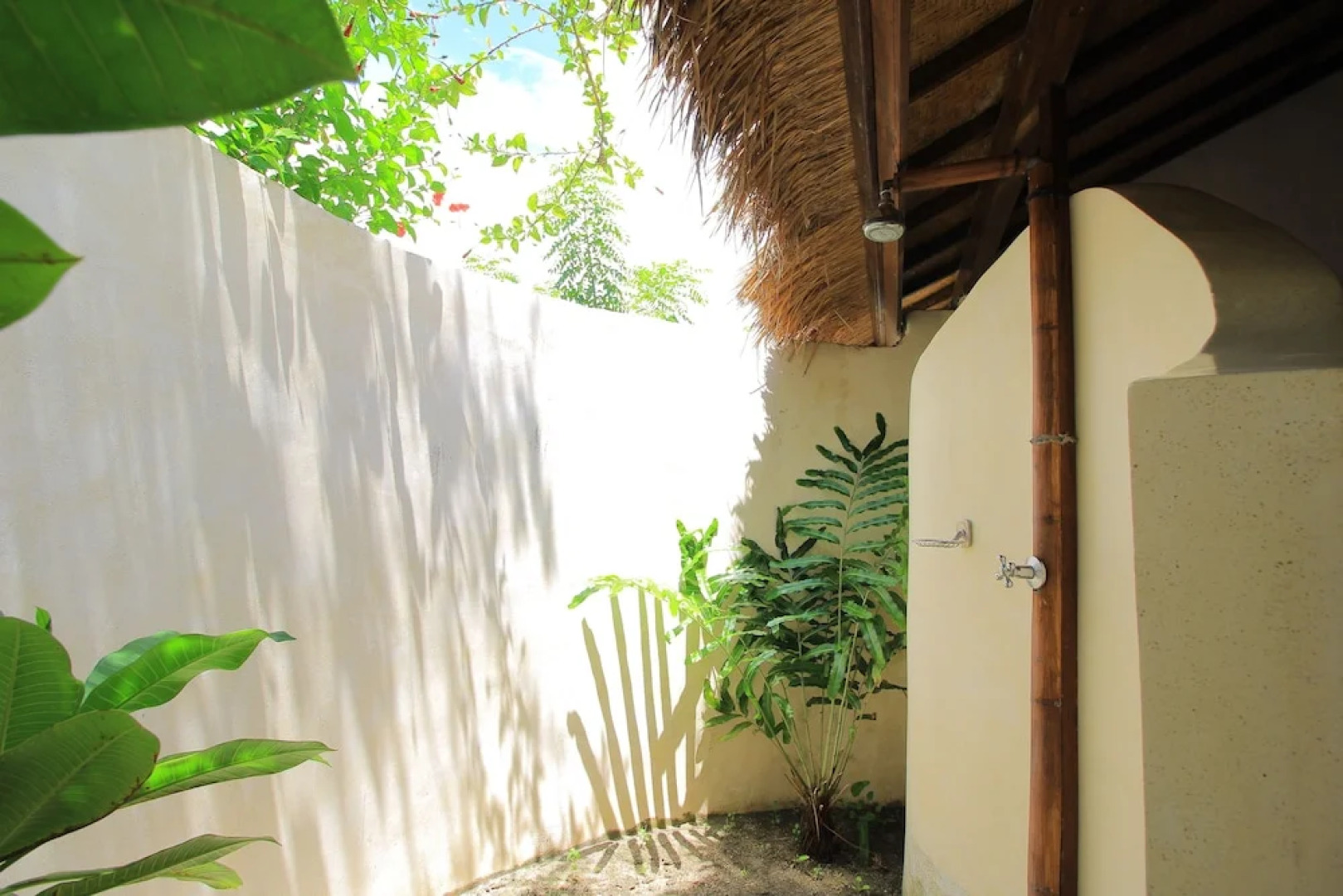 Cemara Meno Bungalow