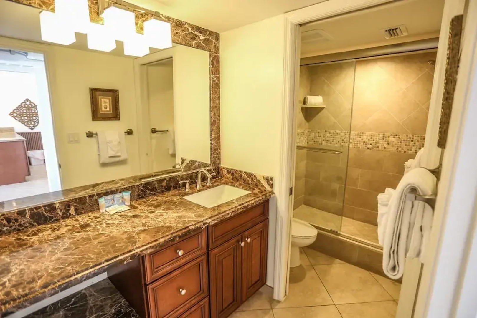 Lovers Key Resort 907