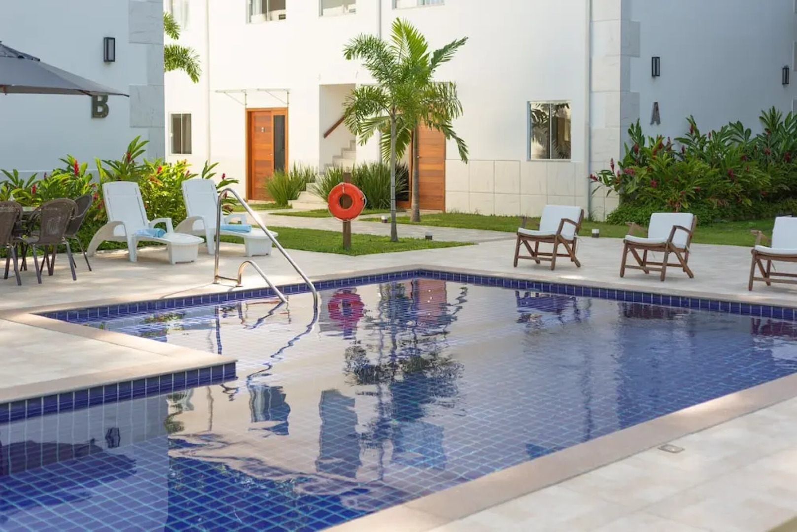 Pereque - Acu Aparts