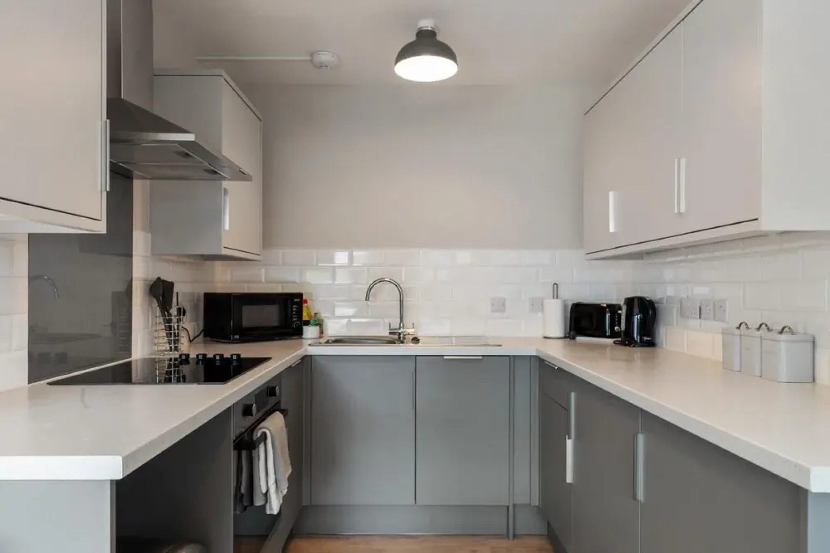 Coedrath Park 23 - Walk to Beach Ground Floor