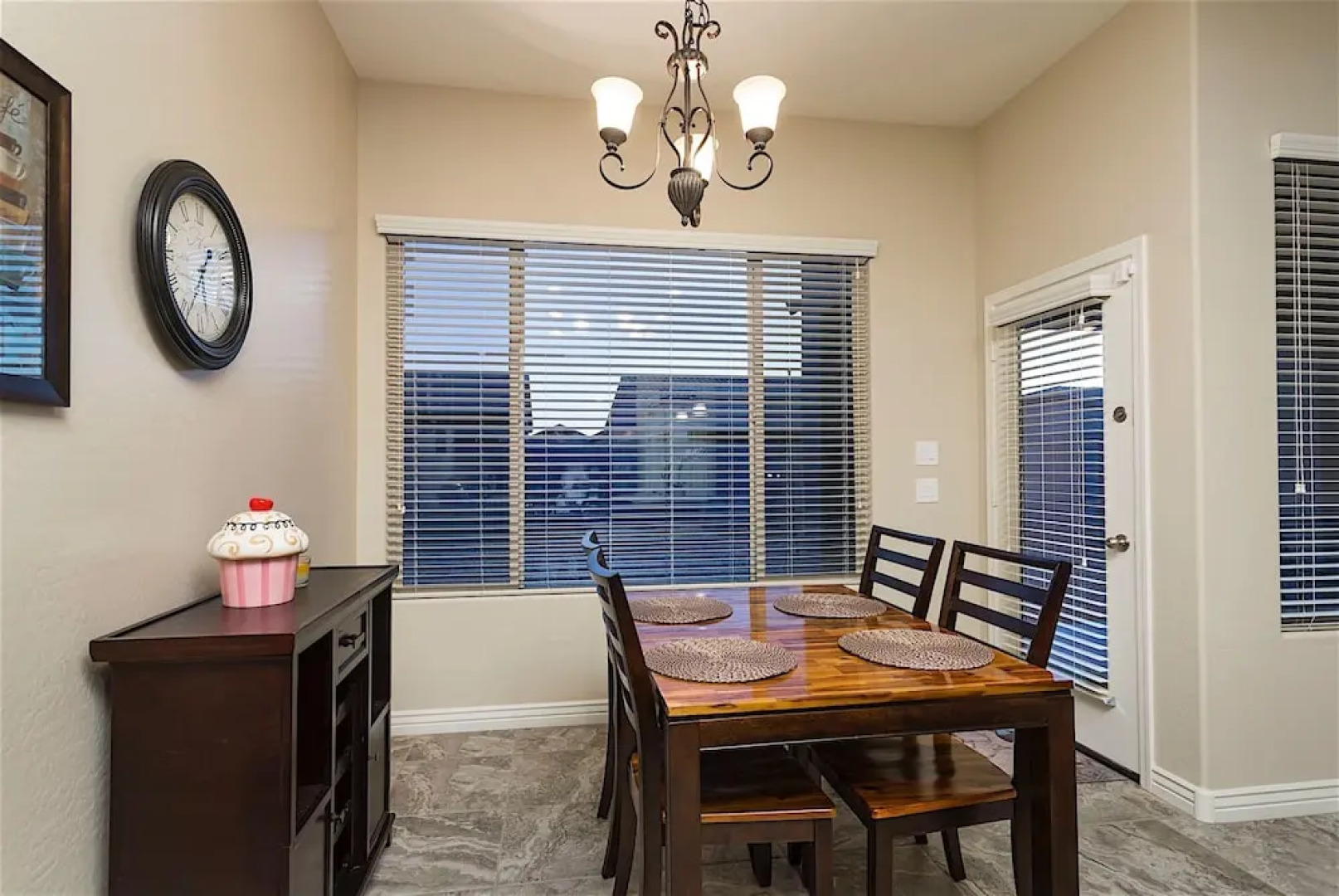 Pleasant Surprise 4 Br By Casago