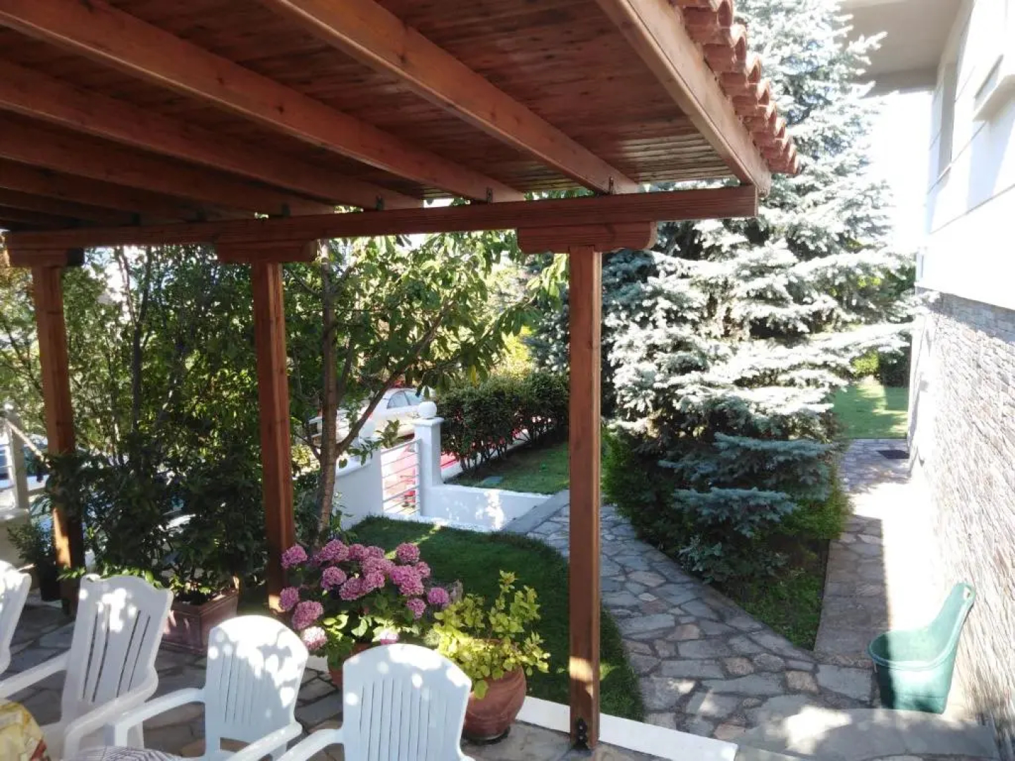 Villa Efi