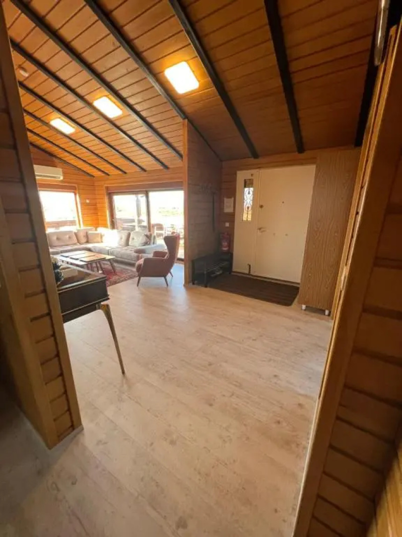 Large luxury Cabin On The Golden Circle Next To Kerið The Crater.