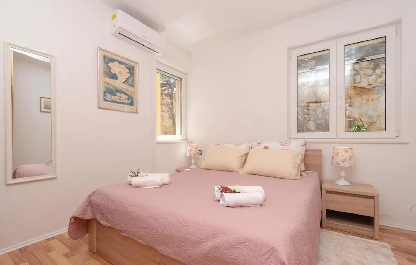 Beautiful Home in Zrnovo With 4 Bedrooms, Wifi and Outdoor Swimming Pool