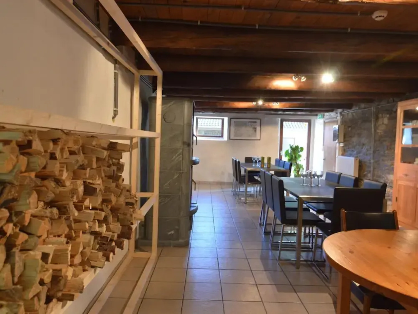 Large Holiday Home in Waimes With a Garden