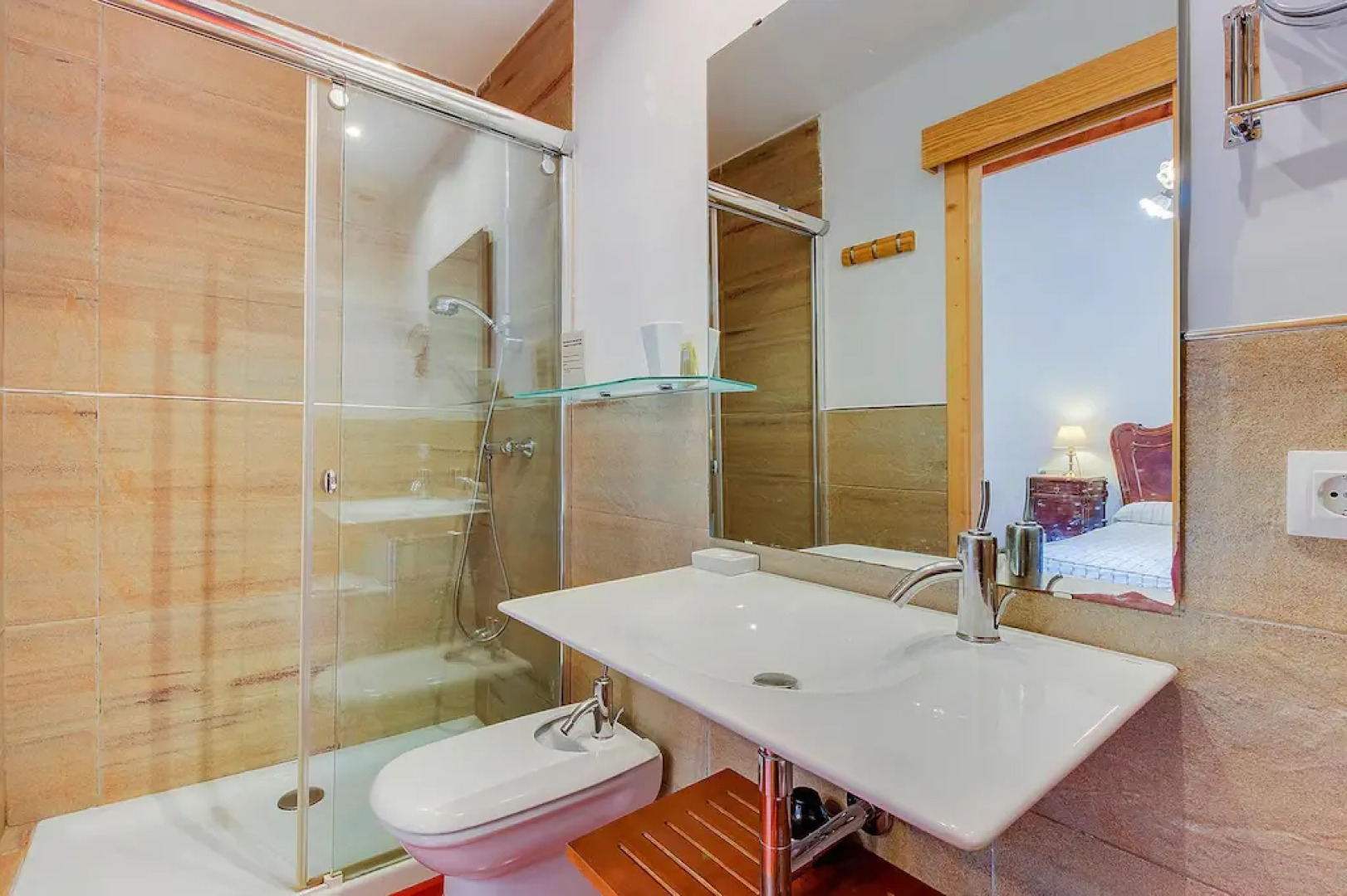 Cottage, Consell In Consell