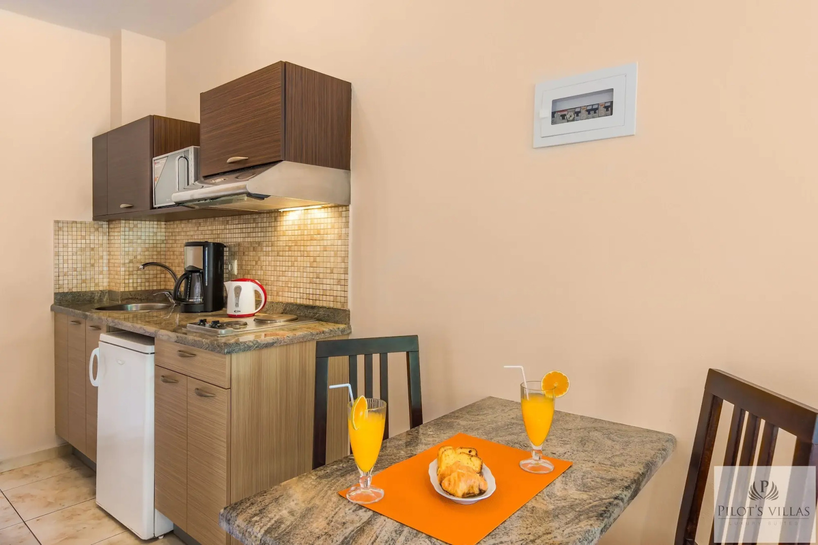 Pilot's Villas Luxury Suites