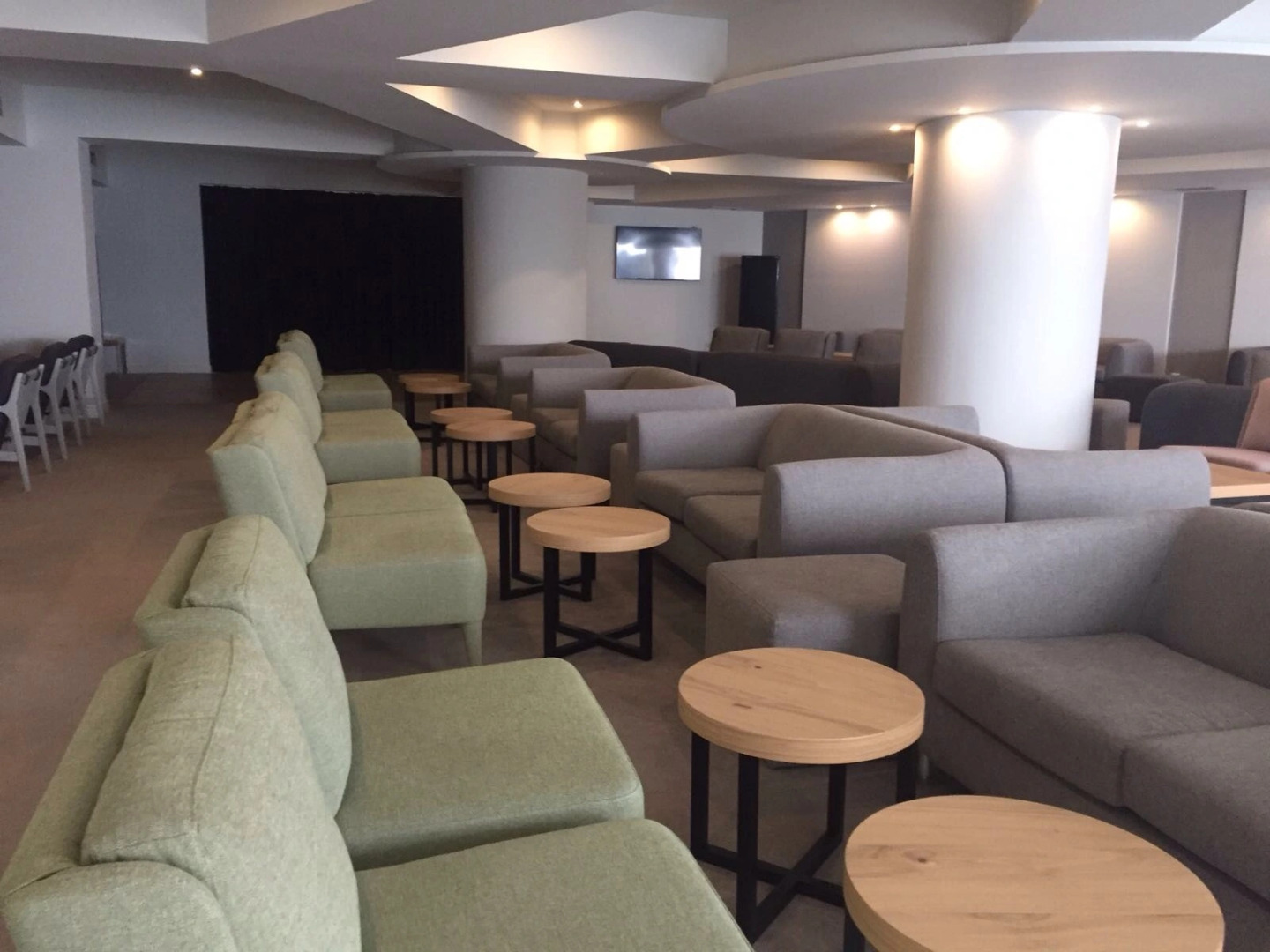 Yellow Praia Monte Gordo