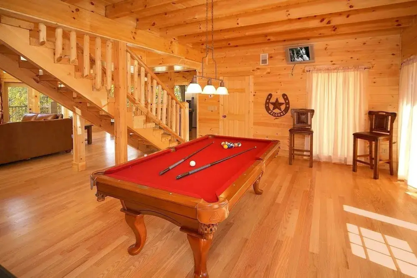 Firefly Lodge