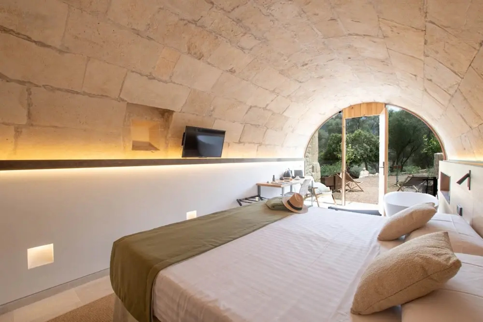 Treurer Olive Grove & Grand House - Adults Only