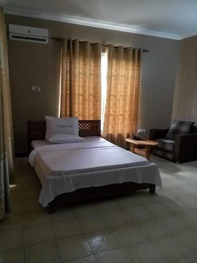 Mara Courtyard Lodge