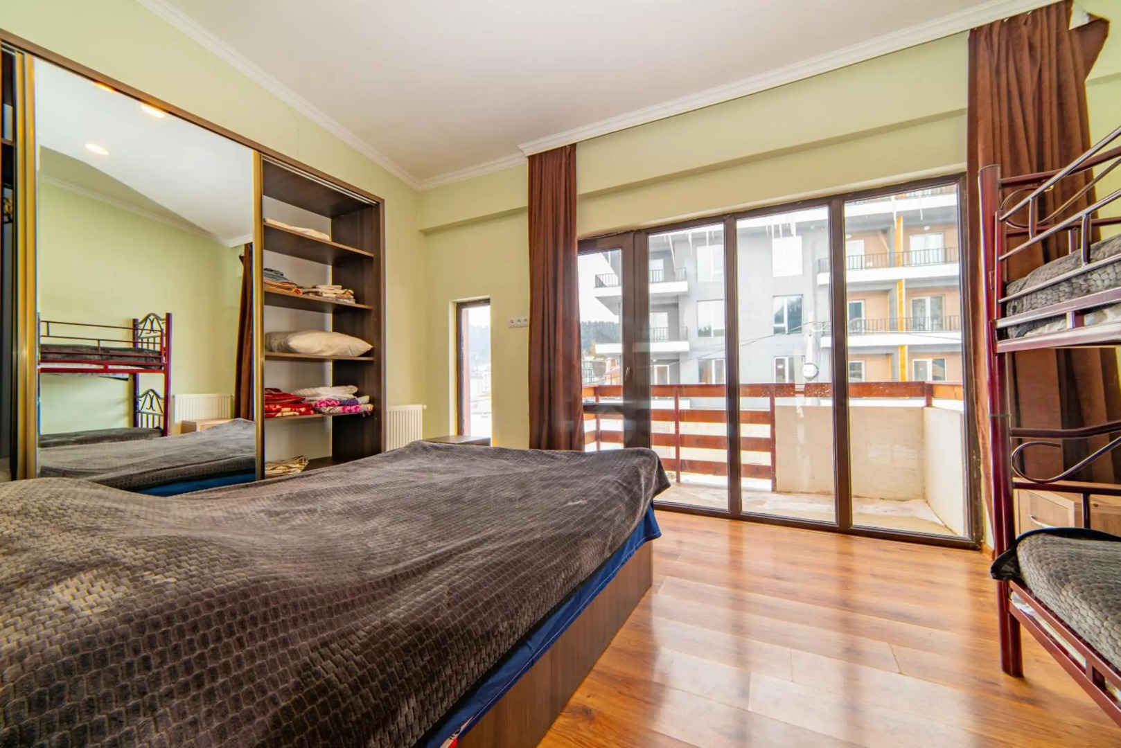 Gio’s Family house