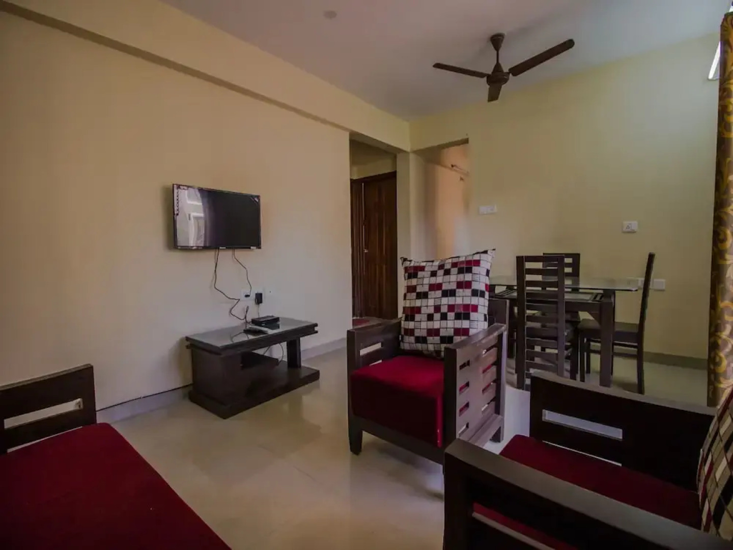 OYO 14114 Home Luxury 2BHK Sangolda