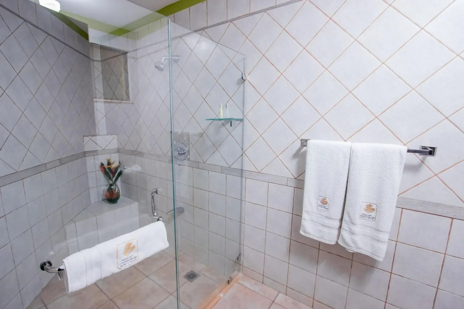 Papagayo Golden Palms Beachfront Hotel