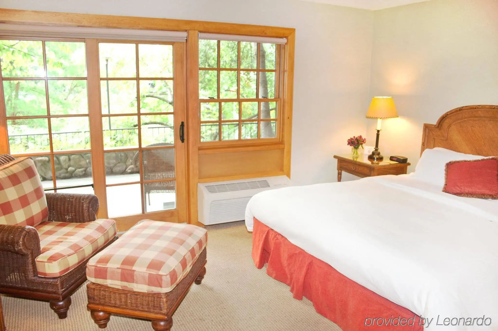 The Lodge at Riverside