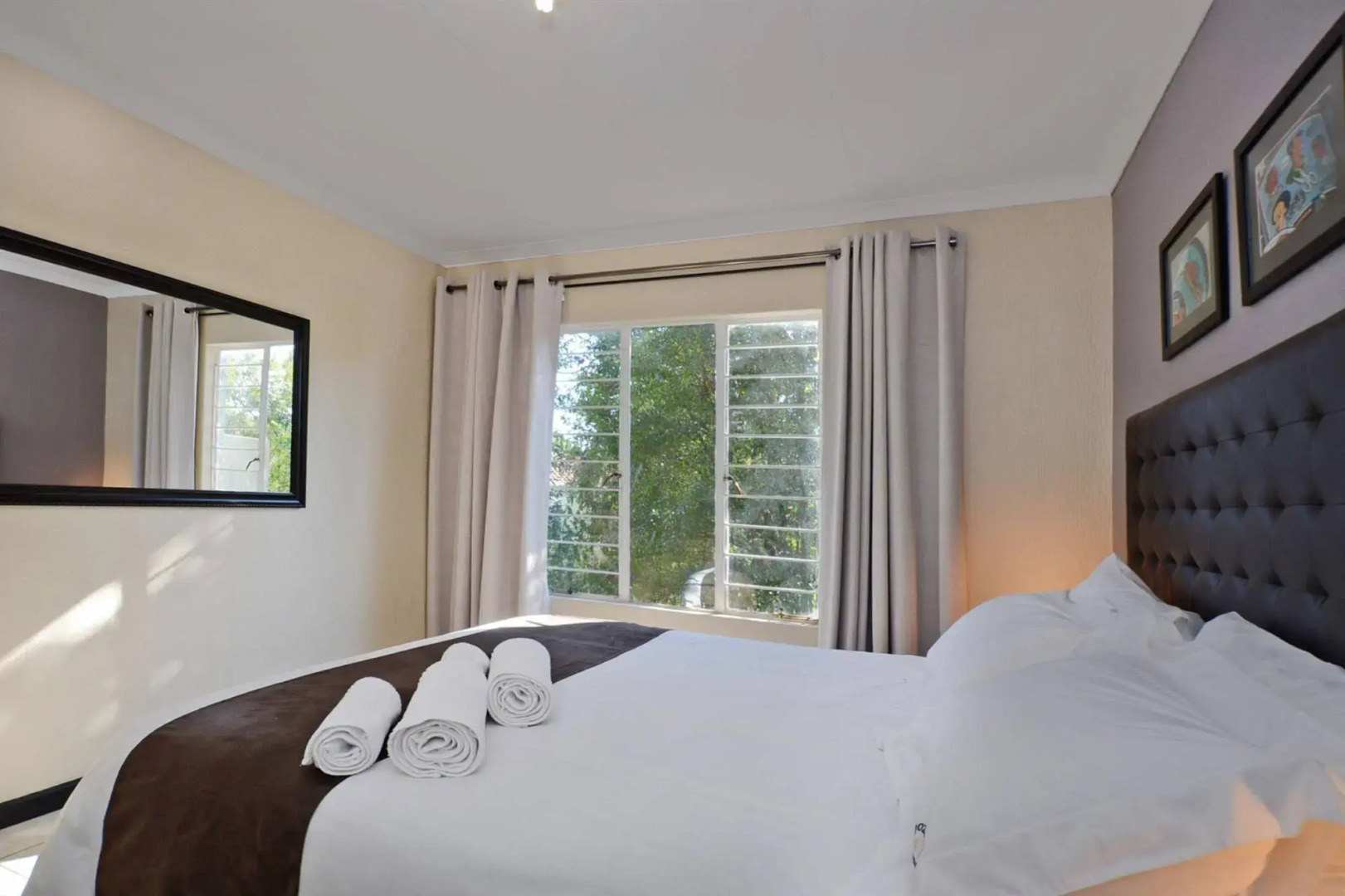 Jozi Apartments - Radiokop