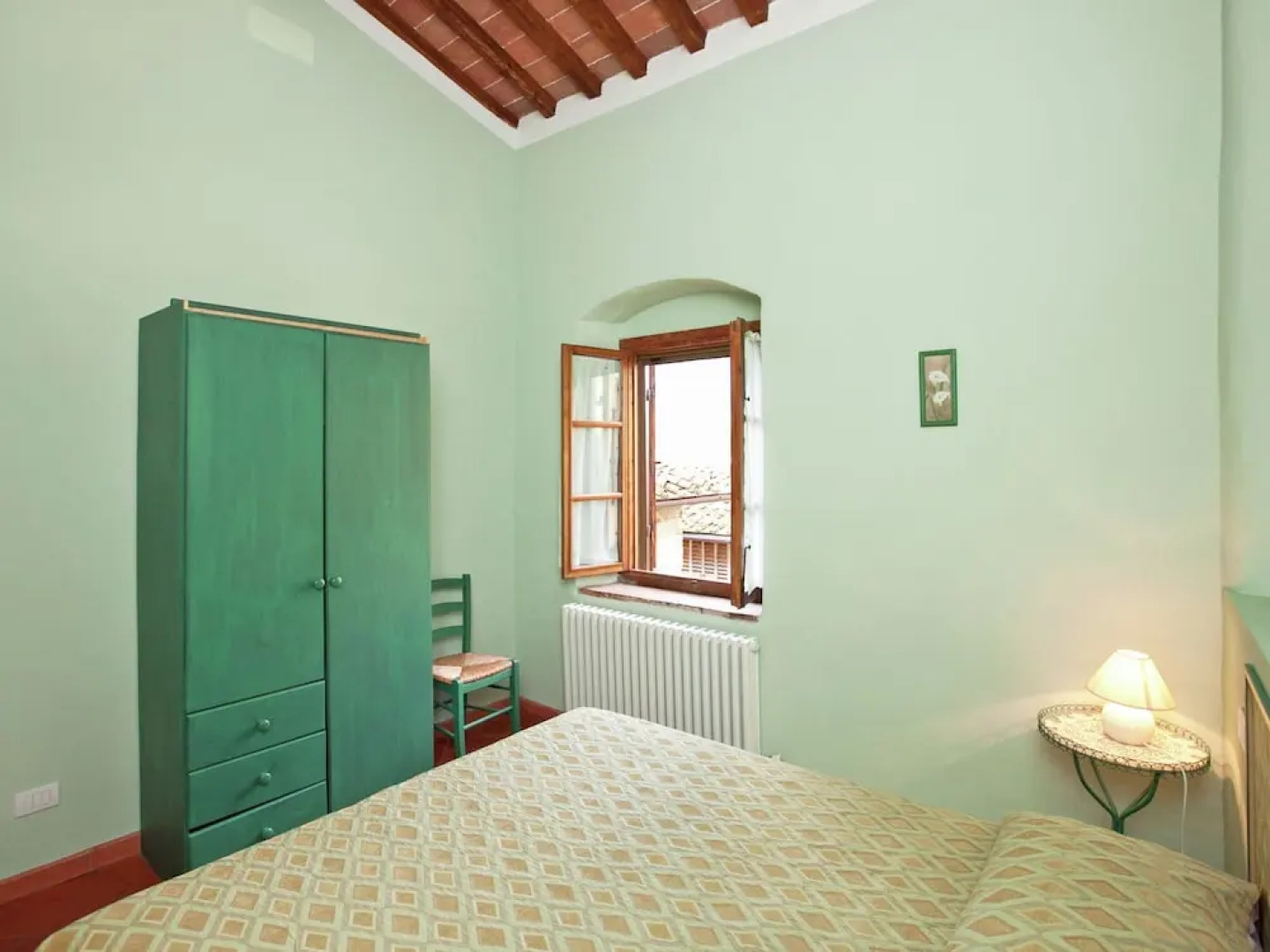 Idyllic Tuscan Hideaway With Pool and spa