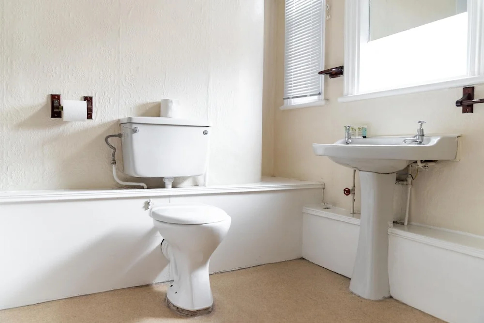 The Royal Hotel Crewe, A BRILLIANT Collection