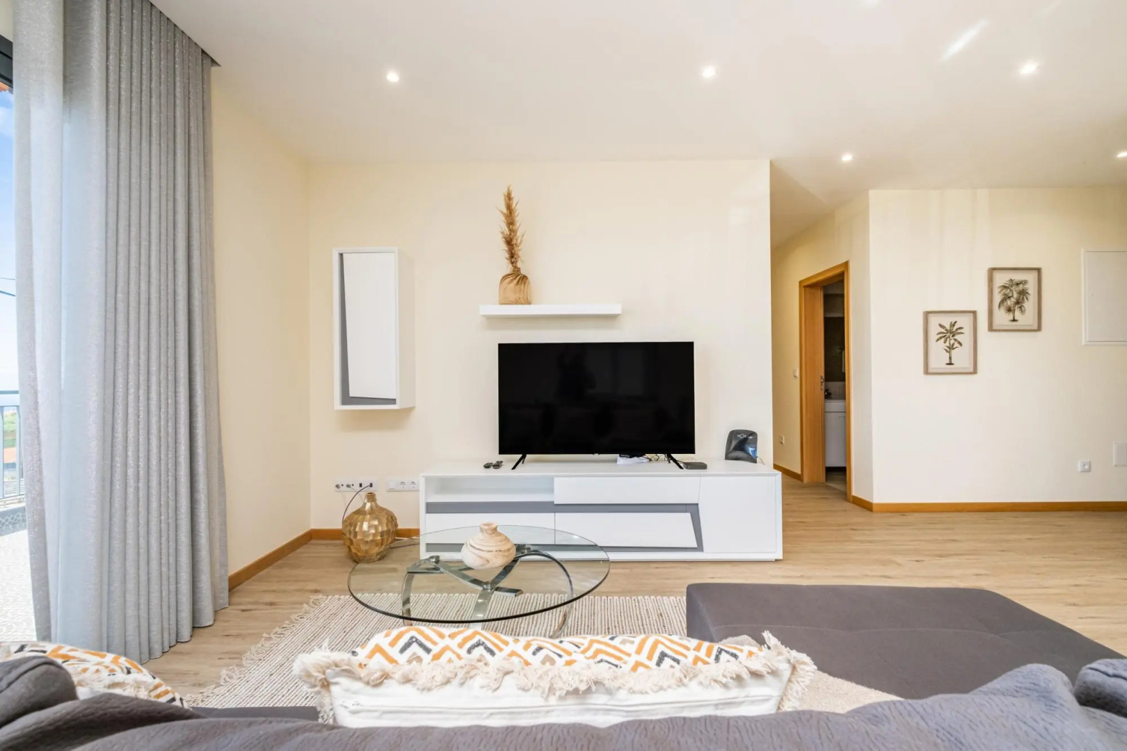 Canhas Residence I by Homie