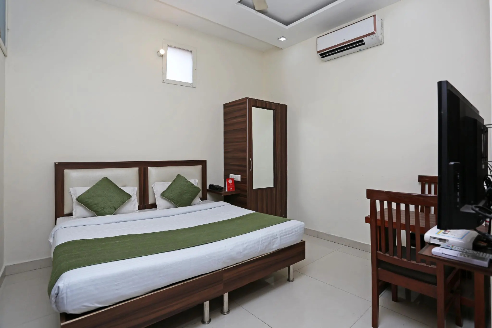 OYO 8590 Hotel Sea