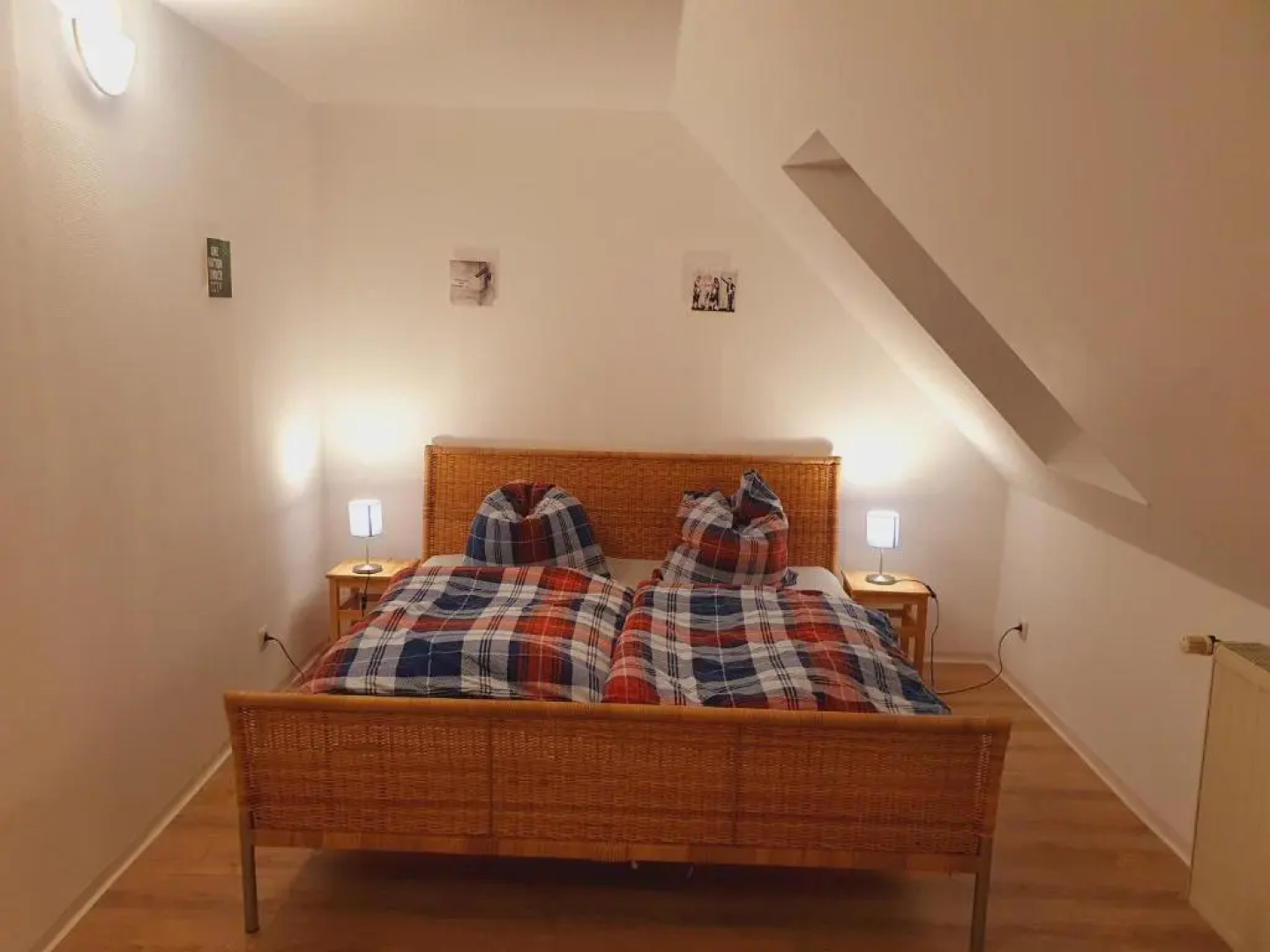 Große Bauernhaus Ferienwohnungen bis 100qm mit Grillhütte & Garten & E-Bike-Verleih