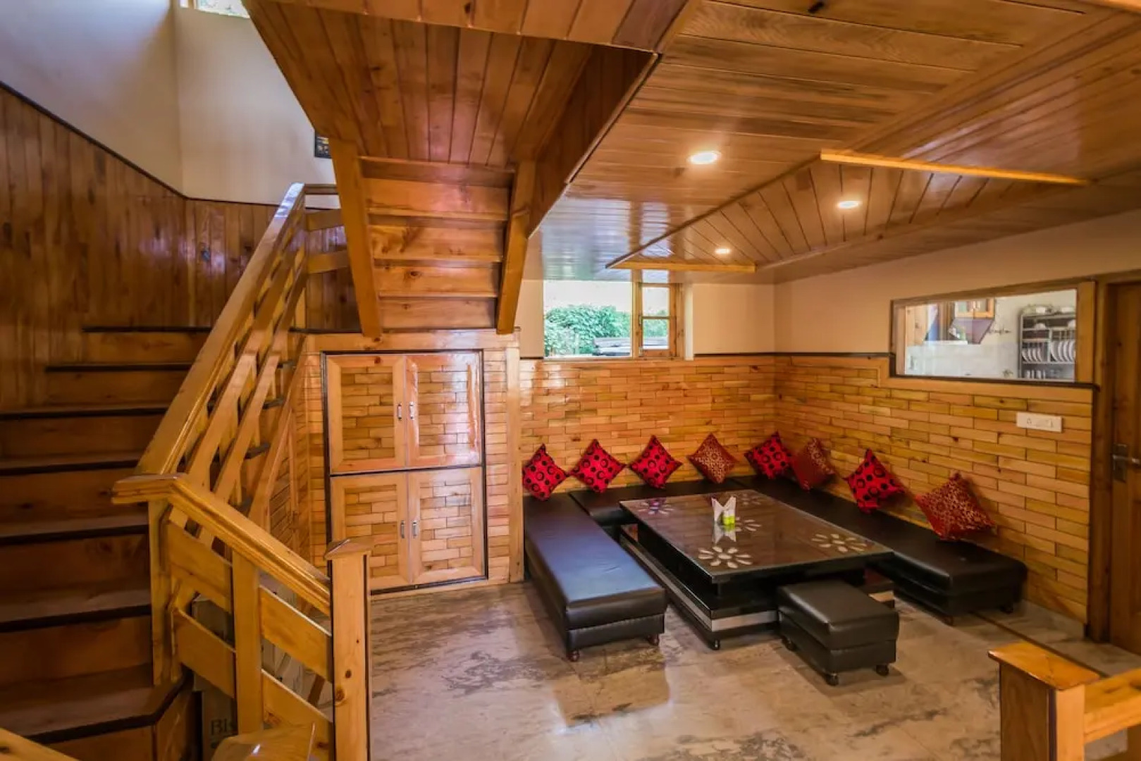 V Resorts Mantra Cottage Manali