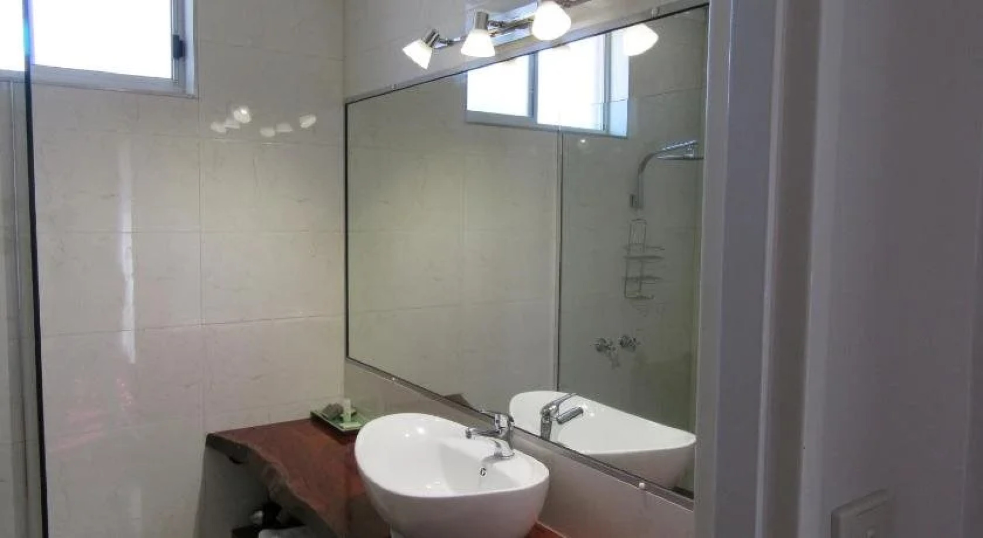 Acacia Rose Motor Inn