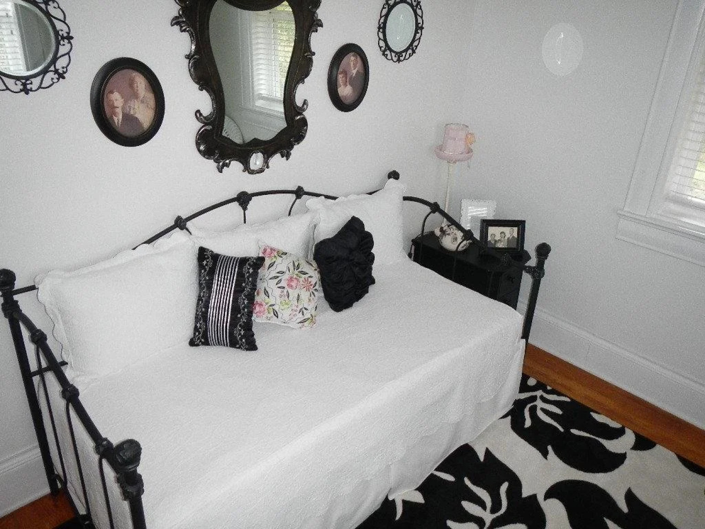 Sandstone Street Bed and Breakfast