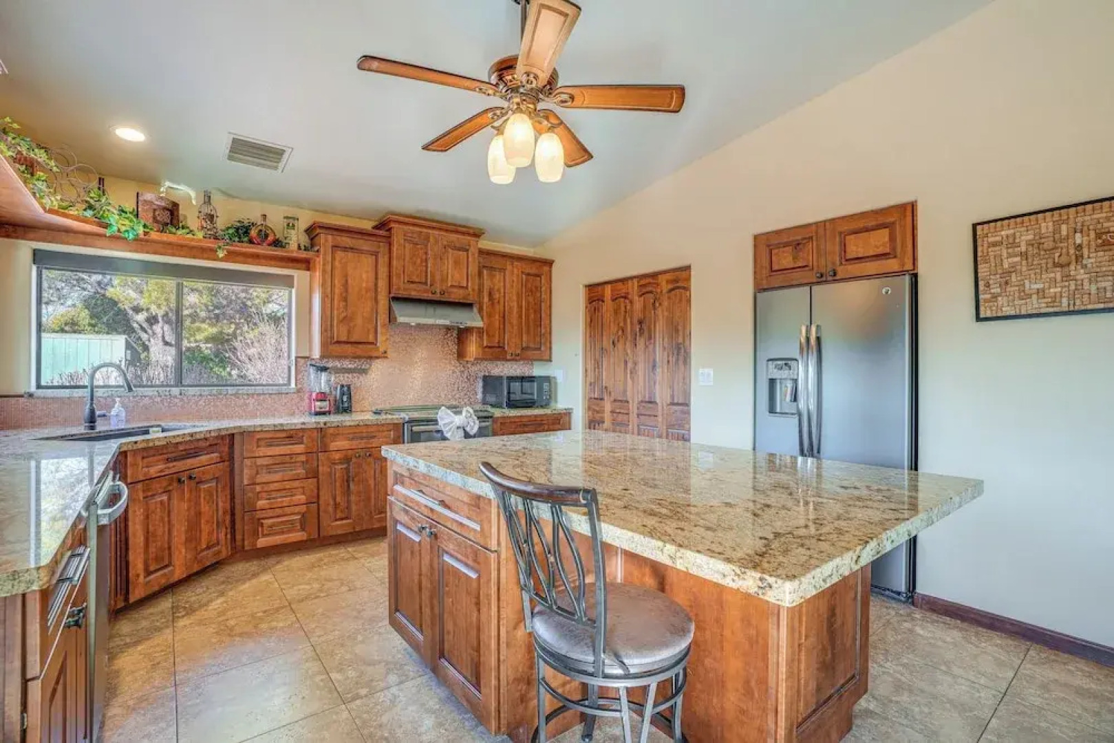 Panoramic Red Rock Views & Hot Tub: Sedona Retreat