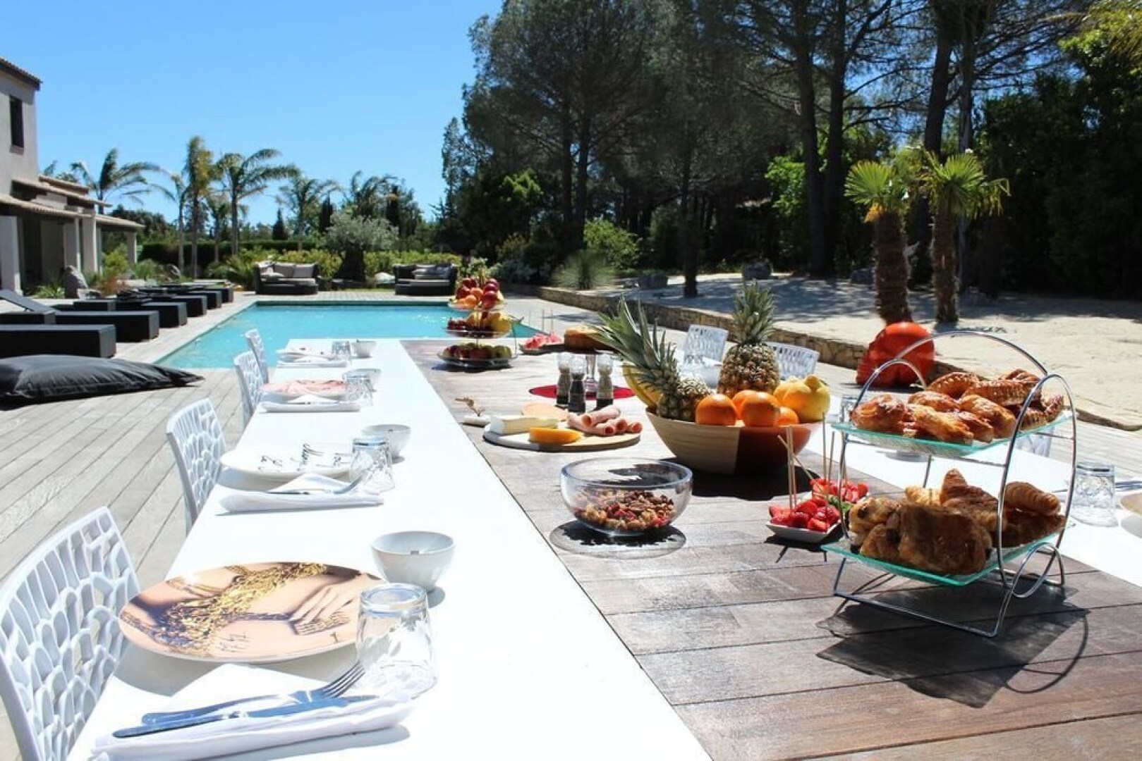 SHANGTASIA Luxury Art Room