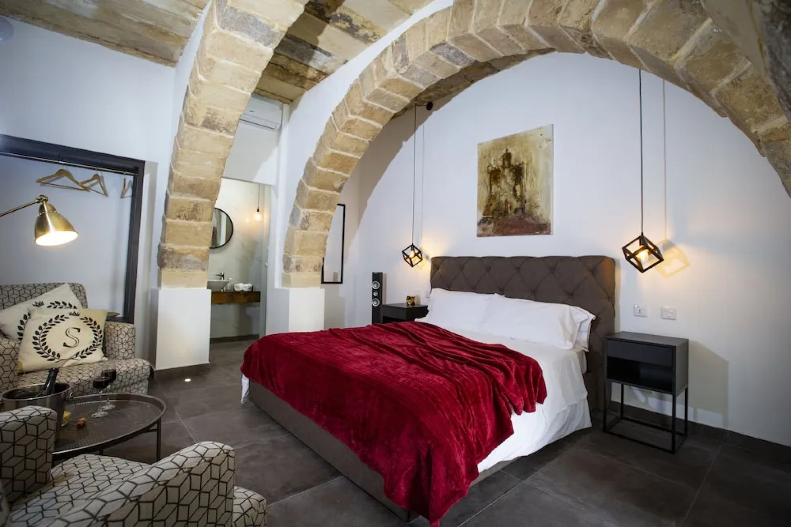 Pjazza Suites Boutique Hotel