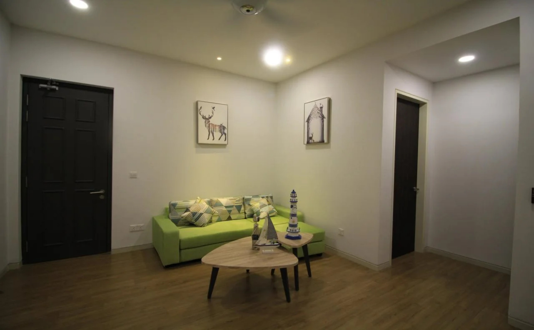 Tropical Villa Service Suite