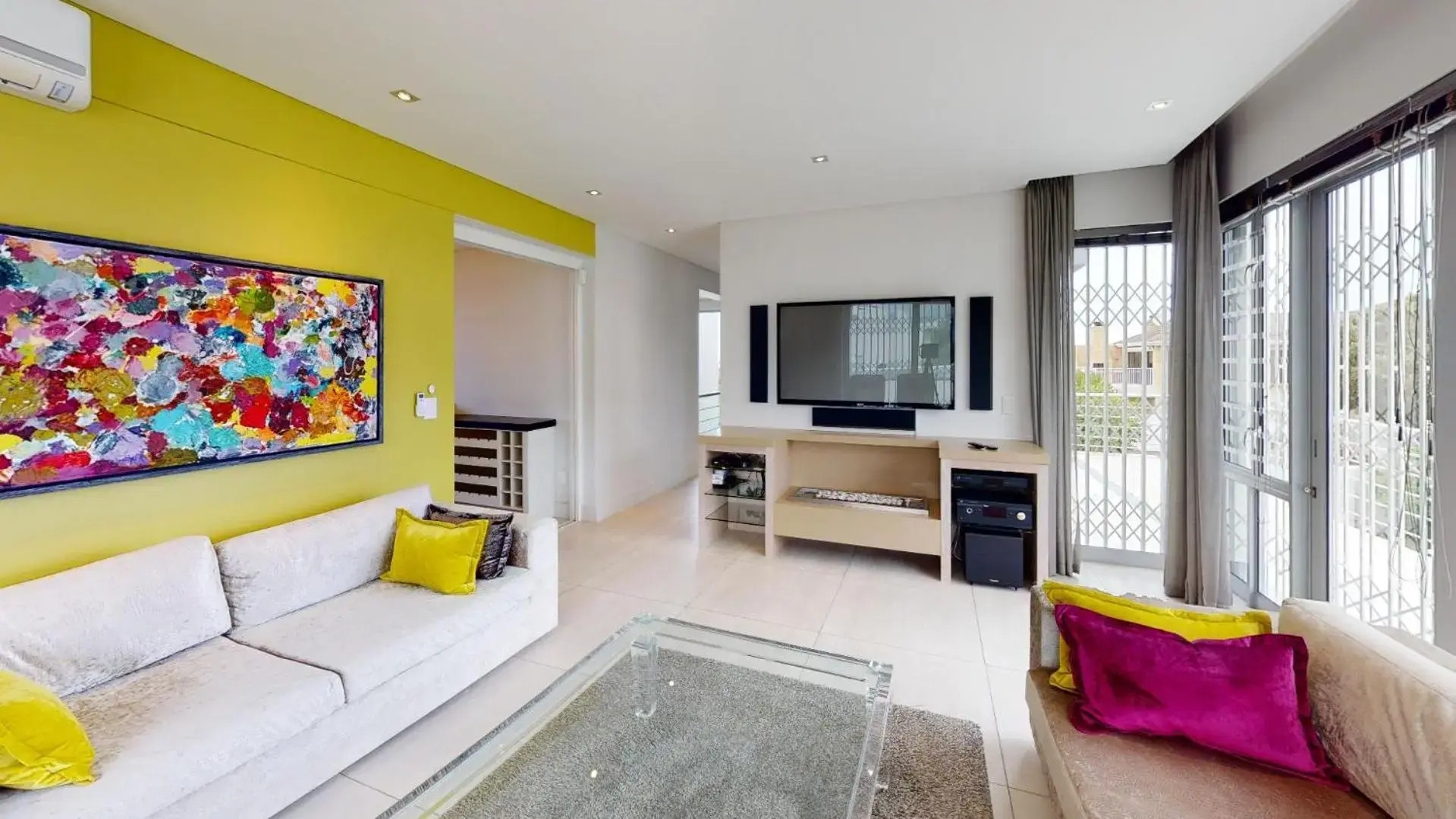 Stamford on Sea by Top Destinations Rentals