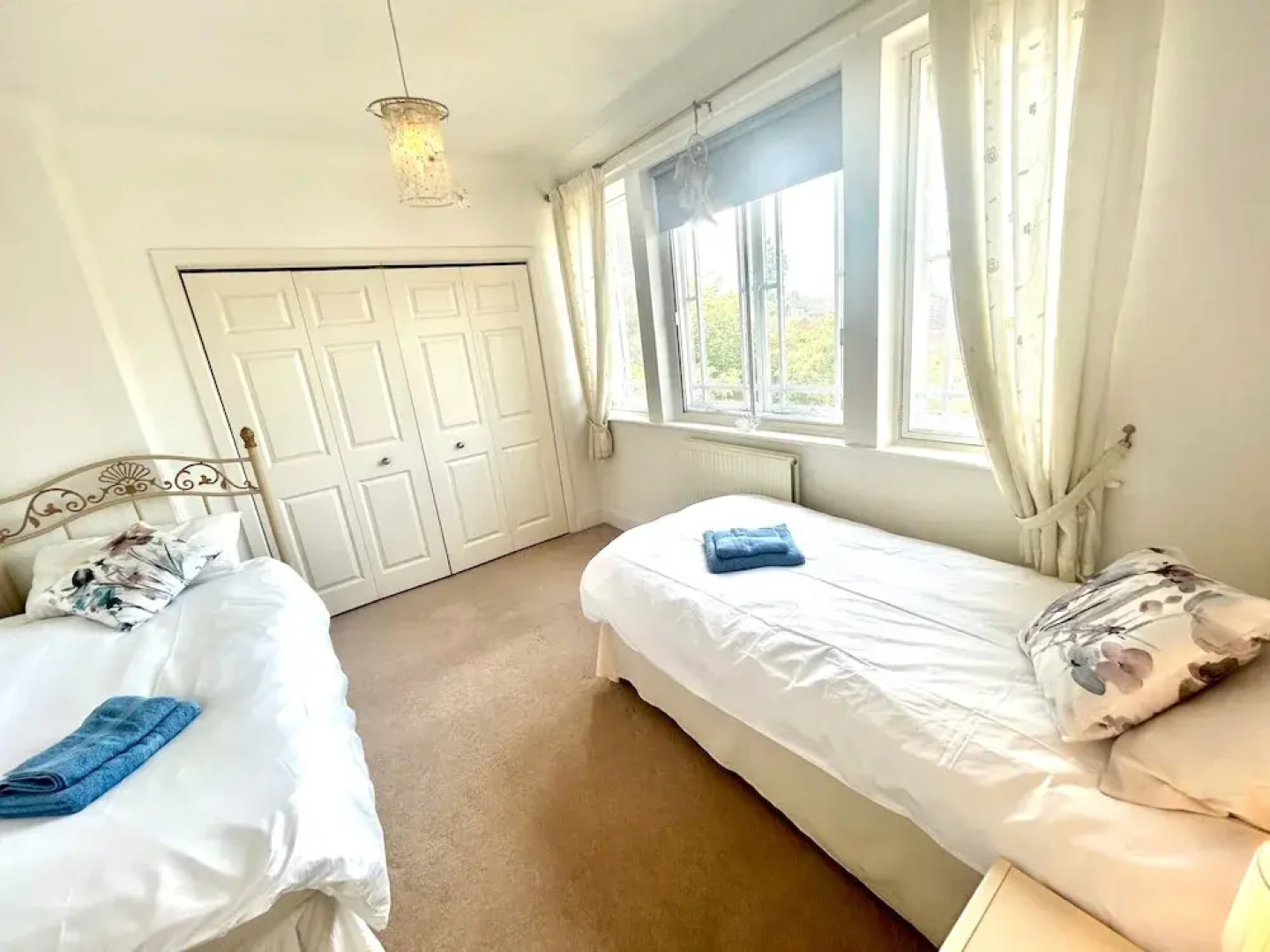 Private Lincoln Retreat - 4 Bedroom House