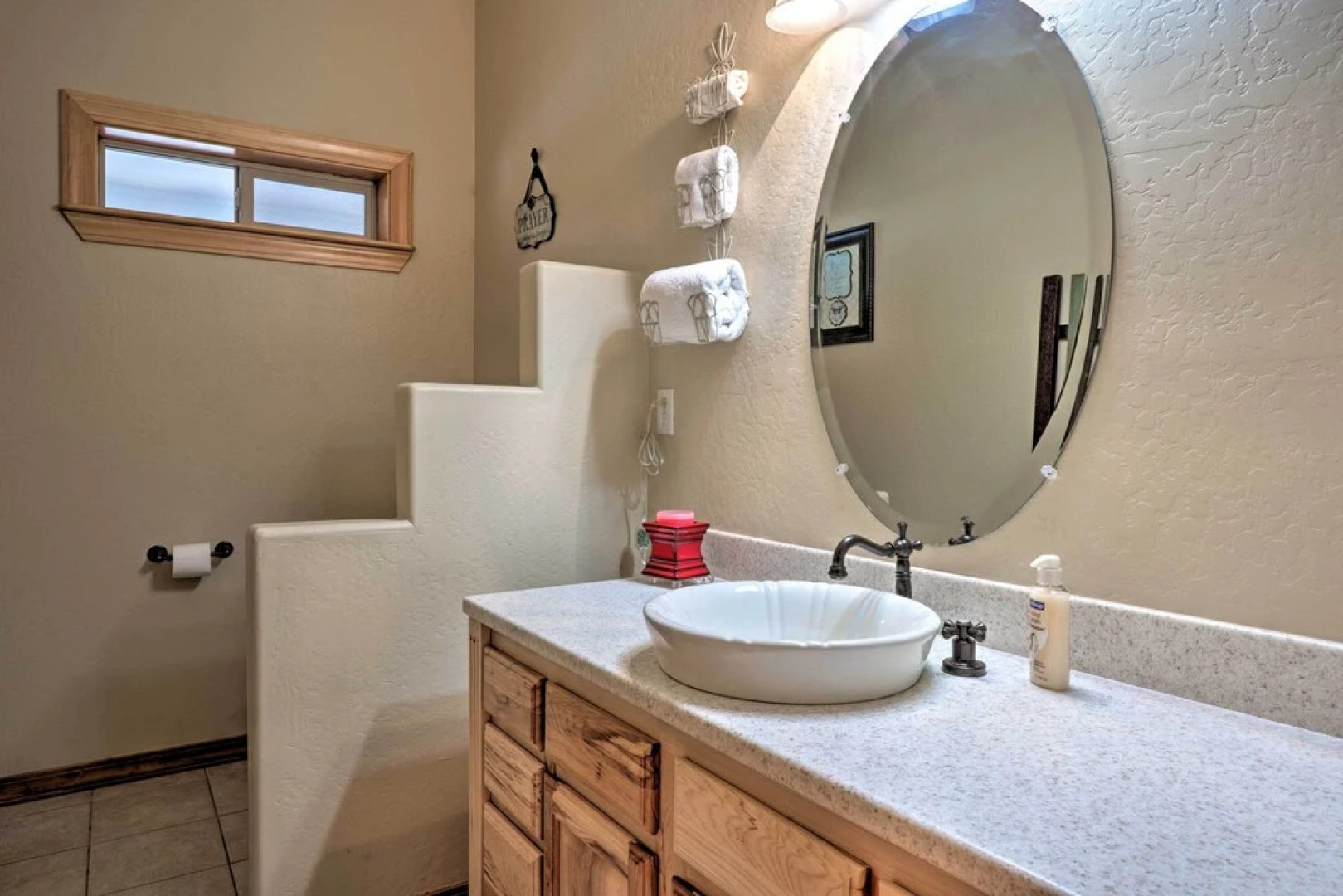 Sand Volleyball & Deck: Munds Park Getaway!