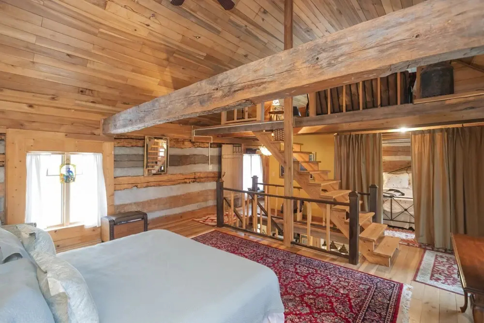 Historic Family Cabin to Watch the Sunset with 270 degree views of Kentucky Lake