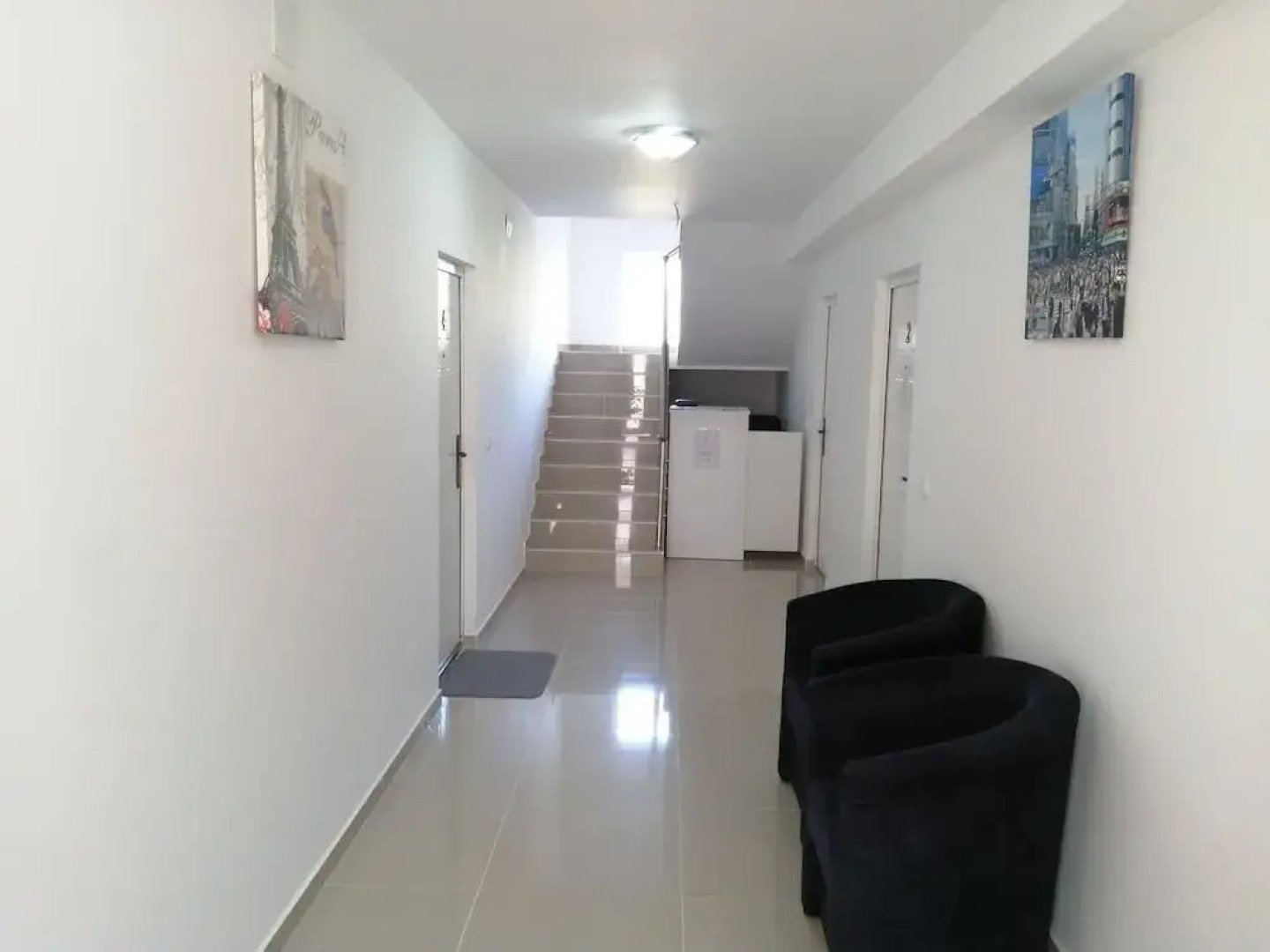 Airport Belgrade R Apartments Hotel