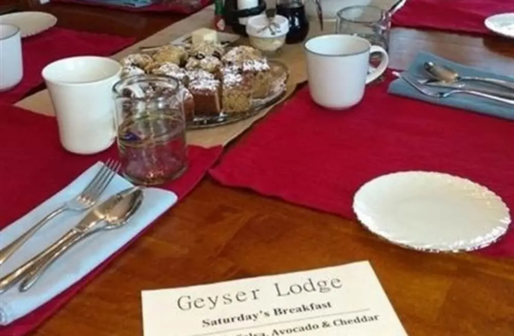 Geyser Lodge